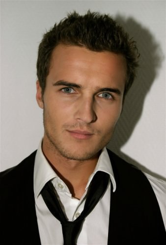 乔纳森·德缪杰 Jonathan Demurger照片