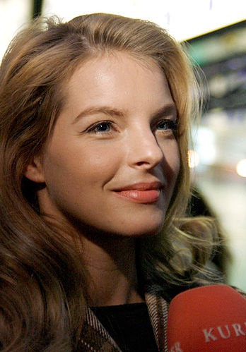 伊冯娜·卡特菲德 Yvonne Catterfeld照片