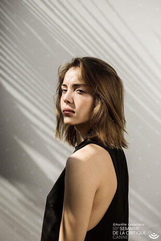 加朗斯·马里利埃 Garance Marillier照片