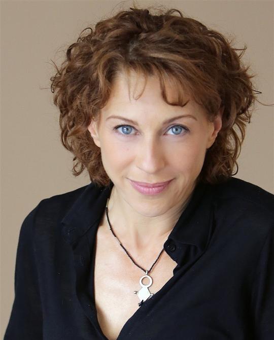 伊丽莎白·维塔利 Élisabeth Vitali照片