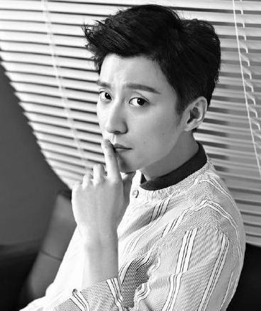 乔任梁 Renliang Qiao照片