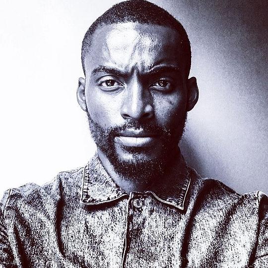 雷吉尔·库迪乌 Réginal Kudiwu照片