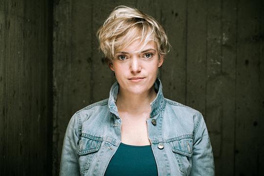 科拉莉·吕西耶 Coralie Russier照片