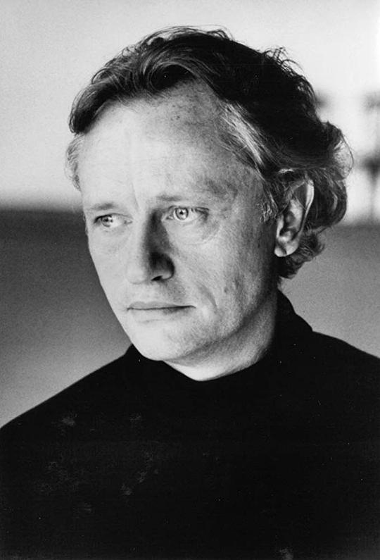 尼尔斯·阿贺斯图普 Niels Arestrup照片