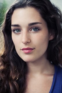 海伦·库恩 Hélène Kuhn照片