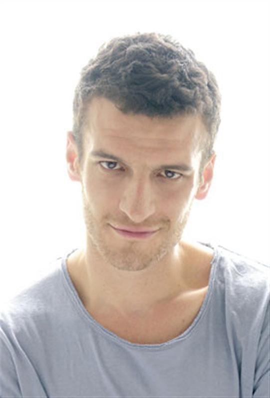 皮埃尔·布雷尔 Pierre Bourel照片