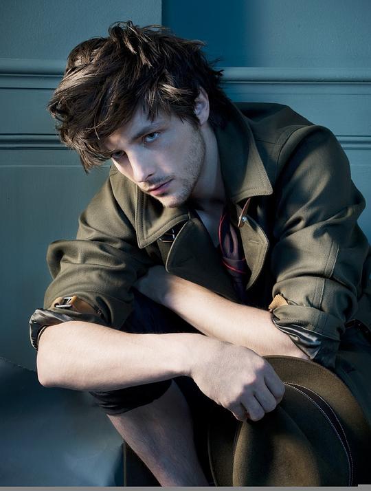 拉斐尔·佩尔索纳 Raphaël Personnaz照片