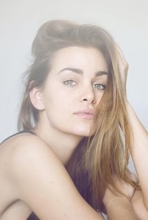 艾莉莎·巴奇尔·贝 Elisa Bachir Bey照片