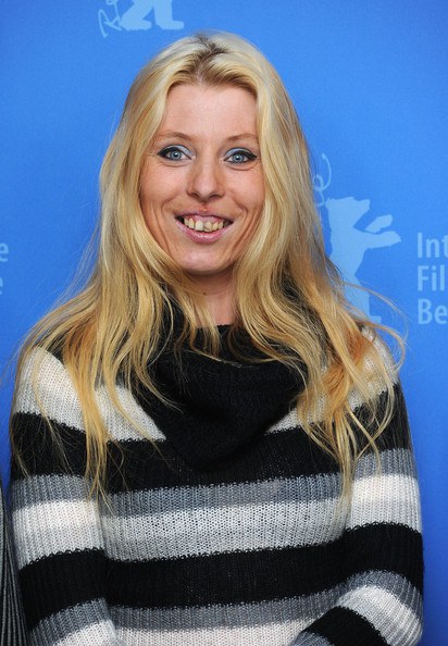 艾丽卡·博克 Erika Bók照片