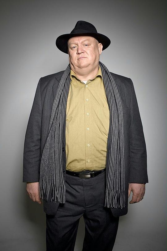 米哈伊·科莫斯 Mihály Kormos照片