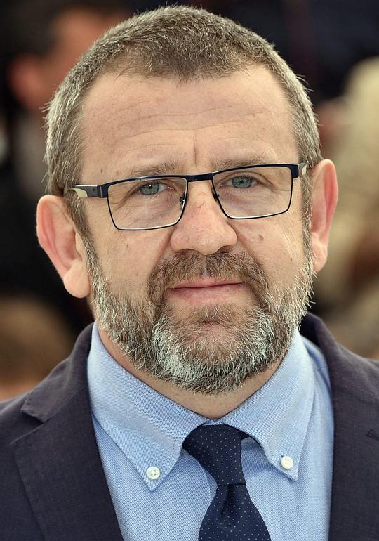 阿德里安·蒂蒂耶尼 Adrian Titieni照片