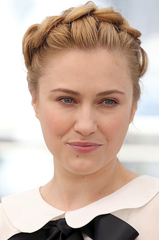 马利娜·马诺维奇 Mălina Manovici照片