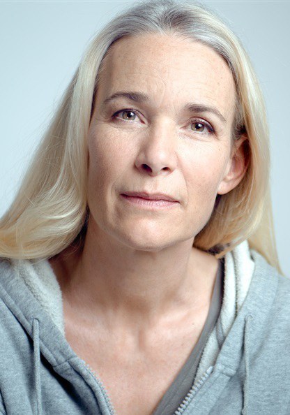 安妮·考森斯 Anne Coesens照片