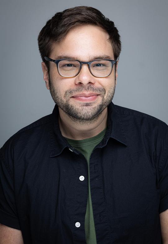 查理·塞斯顿 Charlie Saxton照片