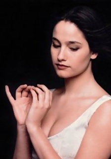 玛丽·吉兰 Marie Gillain照片