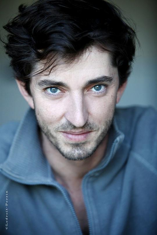 阿德里安·德·范 Adrien de Van照片