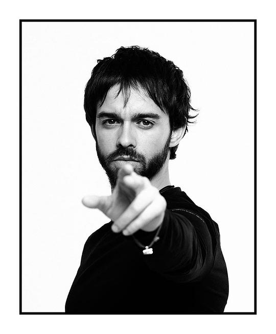 阿尔维托·阿玛里利亚 Alberto Amarilla照片