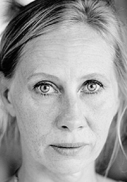 卡蒂·奥廷宁 Kati Outinen照片