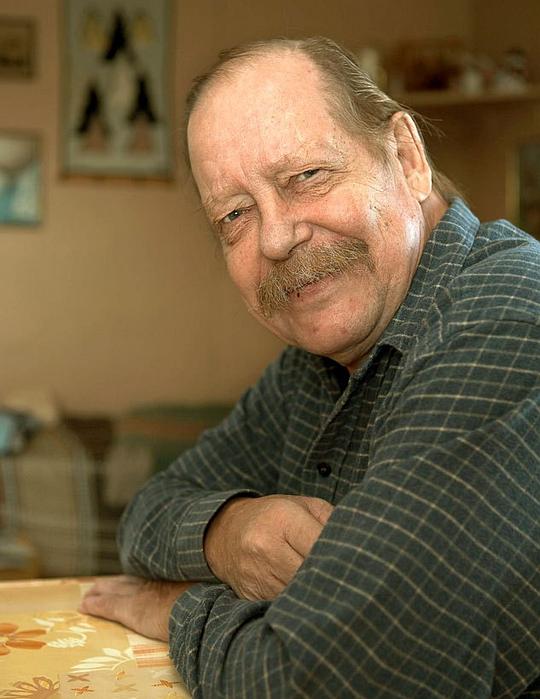 埃斯科·尼卡里 Esko Nikkari照片