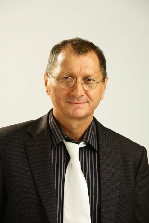 霍拉丘·默勒埃莱 Horaţiu Mălăele照片