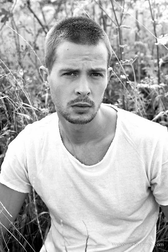 本杰明·莱蒙 Benjamin Ramon照片