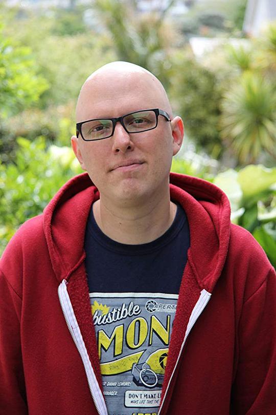 约恩-卡尔·惠斯塞尔 Yoann-Karl Whissell照片