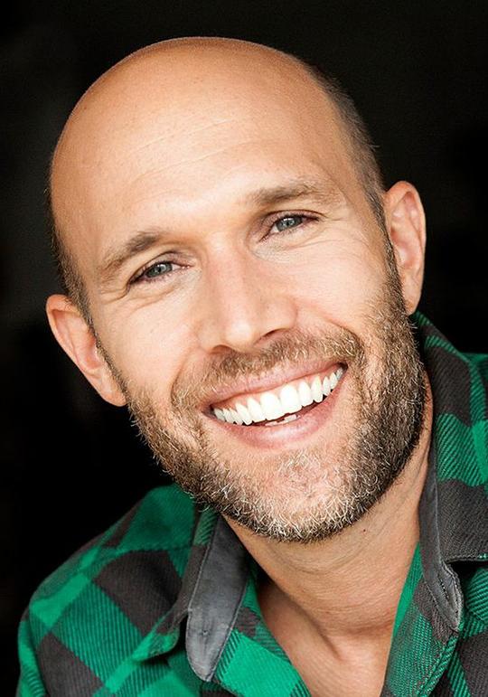 阿德里安·布尔霍普 Adrian Burhop照片