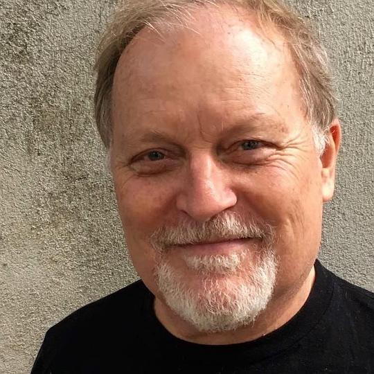 苏林·海尔鲁普 Soren Hellerup照片