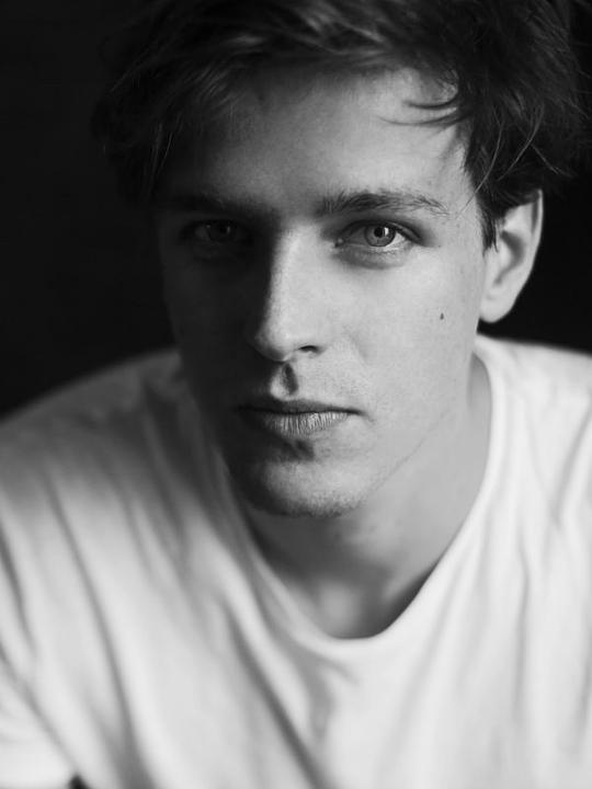 西里尔·迪雷尔 Cyril Durel照片