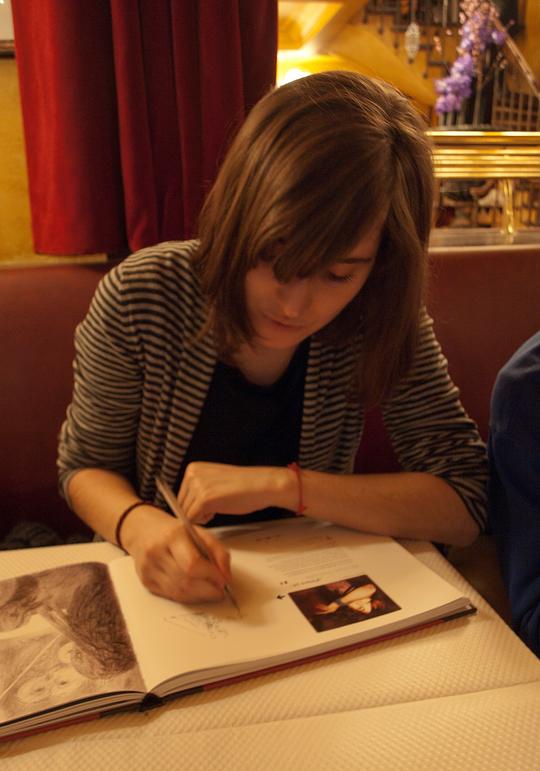 迈利斯·瓦拉德 Mailys Vallade照片