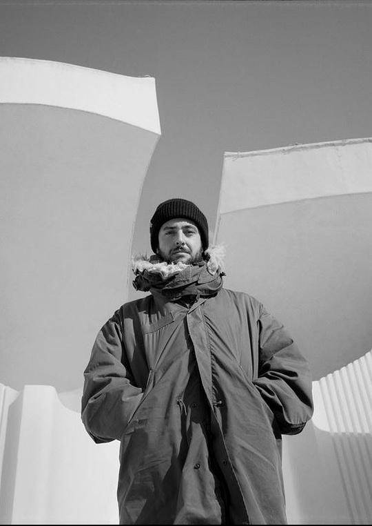 西蒙·莫兹戈伊 Simon Mozgovyi照片