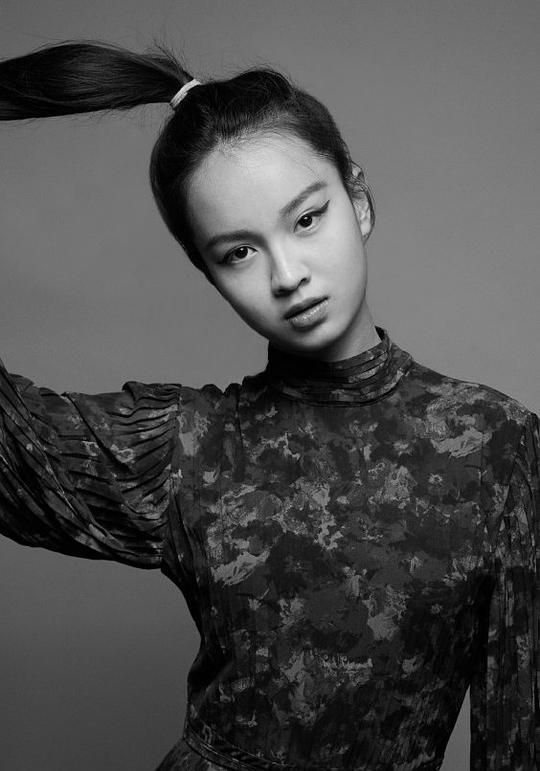 张润黎 Lucie Zhang照片