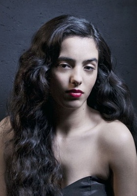 阿弗西娅·埃尔奇 Hafsia Herzi照片