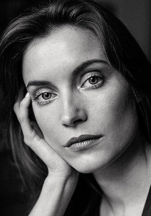 阿德里安妮·格拉德齐尔 Adriane Gradziel照片