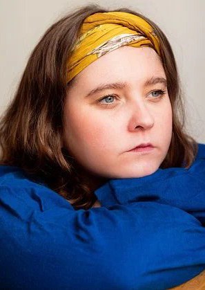 莉维·亨内吉耶 Liv Henneguier照片