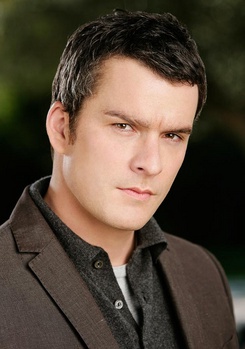 巴萨扎·盖提 Balthazar Getty照片