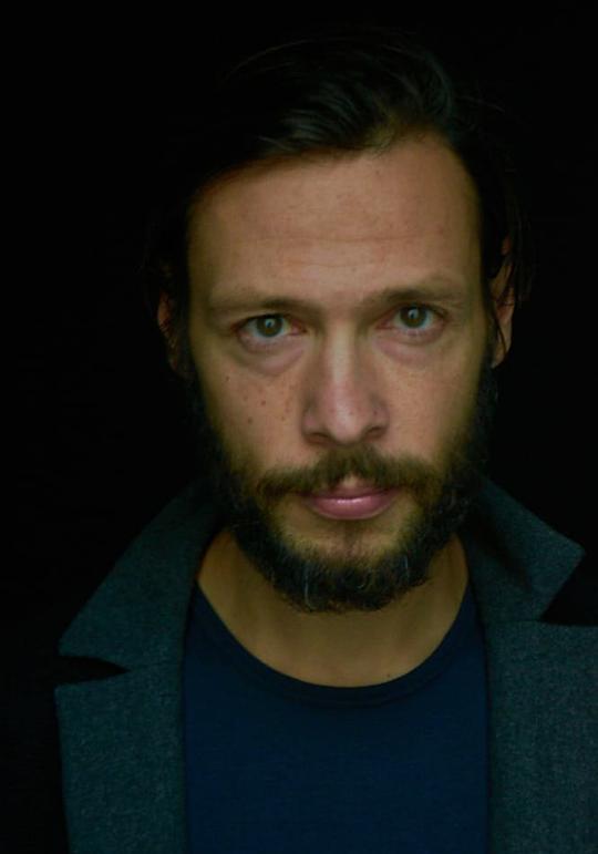 雨果·狄龙 Hugo Dillon照片