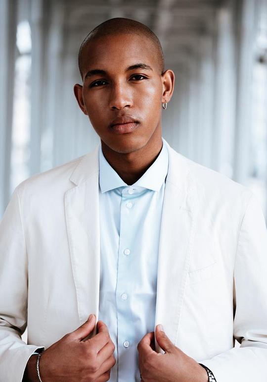 萨杜·巴 Sadou Bah照片