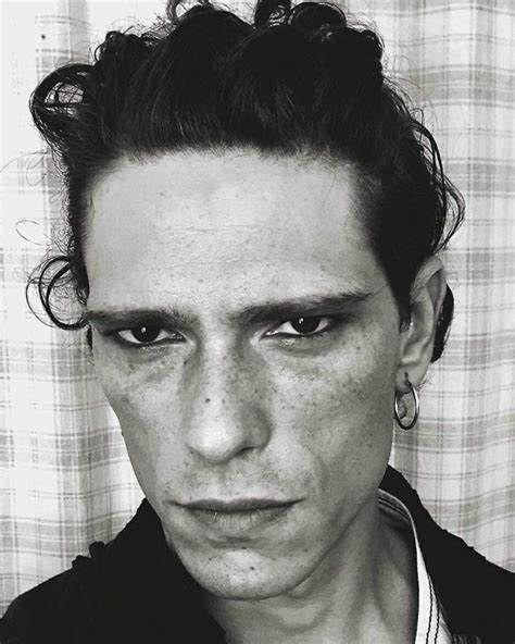 马提奥·马塔瑞 Matteo Martari照片