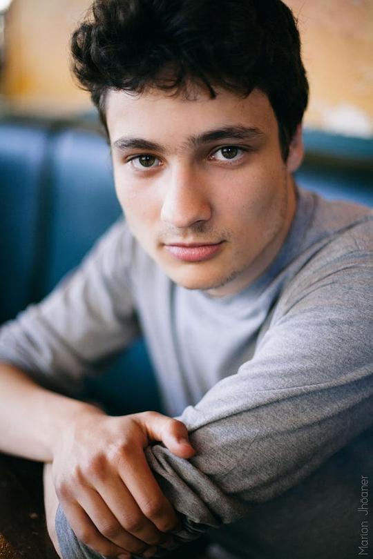 康坦·多尔迈尔 Quentin Dolmaire照片