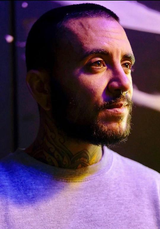 阿里·扎拉 Ary Zara照片