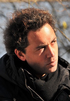 塞巴斯蒂安·贝蓓德 Sébastien Betbeder照片