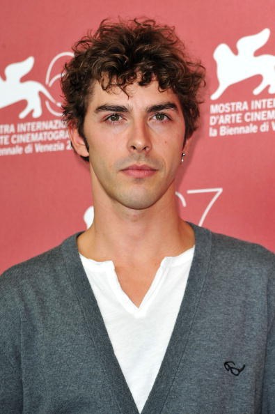 米凯莱·里翁迪诺 Michele Riondino照片