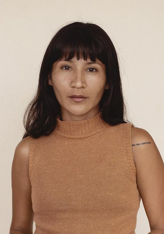 伊莎贝拉·卡唐 Isabela Catão照片