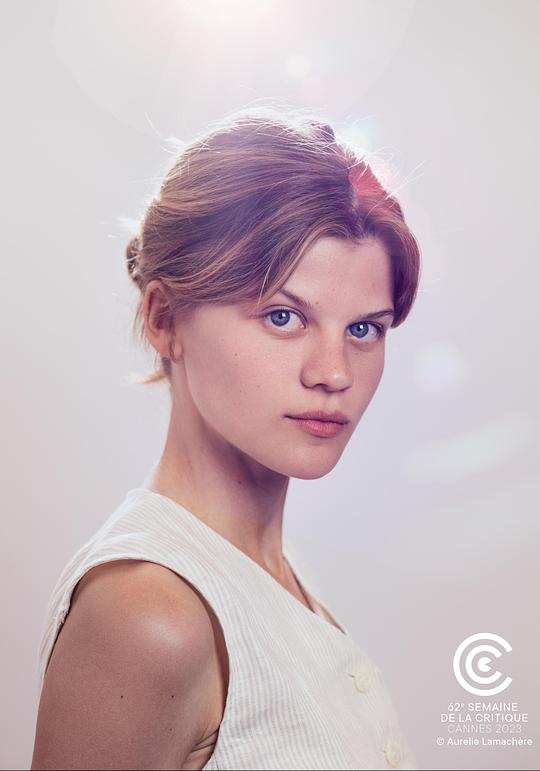 西莱丝特·布伦奎尔 Céleste Brunnquell照片