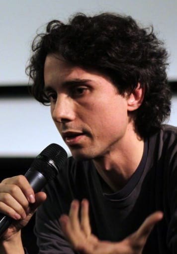 霍纳斯·特鲁埃瓦 Jonás Trueba照片