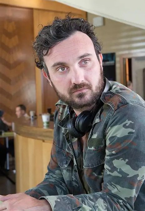 埃杜阿尔·普吕威尤 Edouard Pluvieux照片