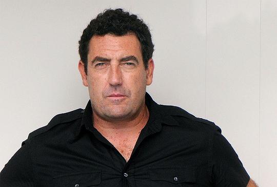 丹尼尔·卡尔帕索罗 Daniel Calparsoro照片