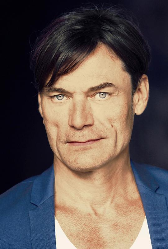 斯特凡·韦纳特 Stefan Weinert照片