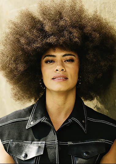 安娜·弗拉维娅·卡瓦尔康蒂 Ana Flavia Cavalcanti照片